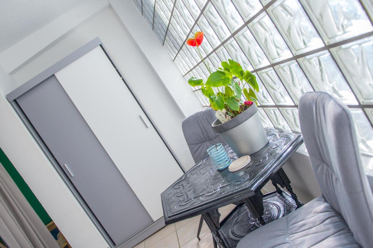 Studio Gallery موستار المظهر الخارجي الصورة